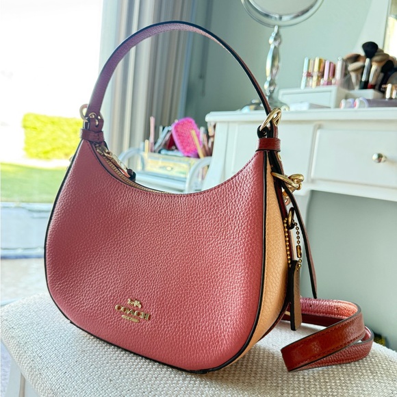 Coach Coral and Beige Shoulder/Crossbody Bag - Picture 4 of 11